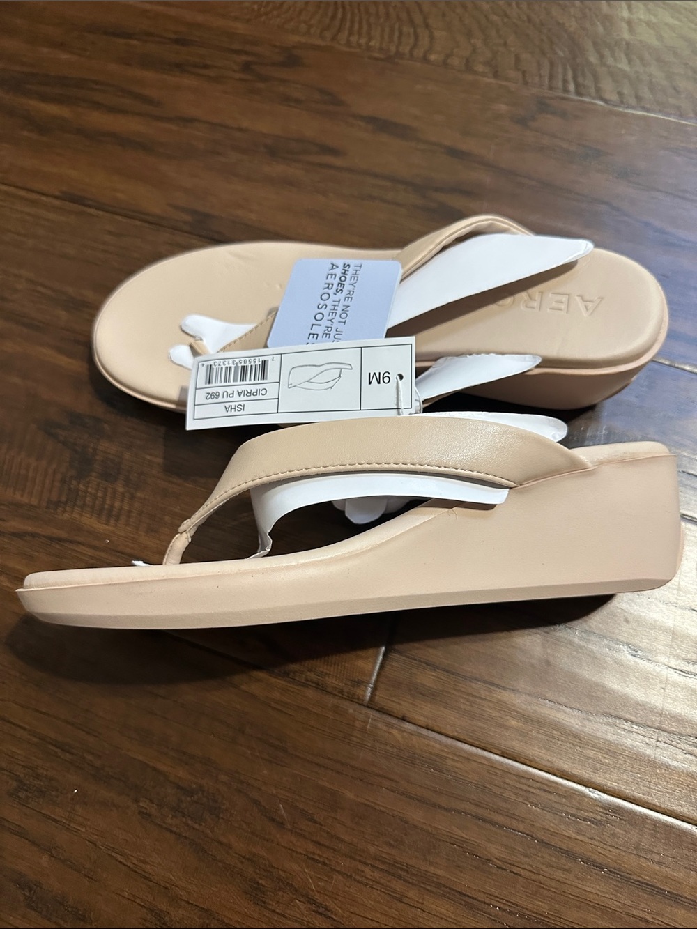 AEROSOLES Nude/Beige Thong Sandals - Picture 4 of 4